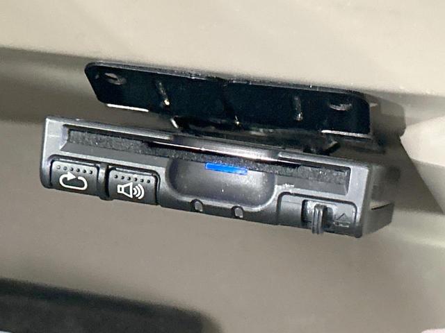 Ｎ－ＢＯＸ Ｇ・ターボＬパッケージ　純正ナビ　バックカメラ　シティブレーキ　クルコン　両側電動ドア　禁煙車　Ｂｌｕｅｔｏｏｔｈ再生　ＥＴＣ　パドルシフト　純正１４インチＡＷ　純正革巻きステアリング　スマートキー　オートエアコン　地デジ（32枚目）