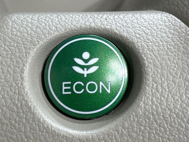 Ｎ－ＢＯＸ Ｇ・ターボＬパッケージ　純正ナビ　バックカメラ　シティブレーキ　クルコン　両側電動ドア　禁煙車　Ｂｌｕｅｔｏｏｔｈ再生　ＥＴＣ　パドルシフト　純正１４インチＡＷ　純正革巻きステアリング　スマートキー　オートエアコン　地デジ（50枚目）