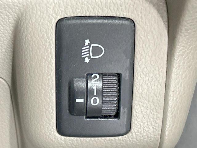 Ｎ－ＢＯＸ Ｇ・ターボＬパッケージ　純正ナビ　バックカメラ　シティブレーキ　クルコン　両側電動ドア　禁煙車　Ｂｌｕｅｔｏｏｔｈ再生　ＥＴＣ　パドルシフト　純正１４インチＡＷ　純正革巻きステアリング　スマートキー　オートエアコン　地デジ（51枚目）