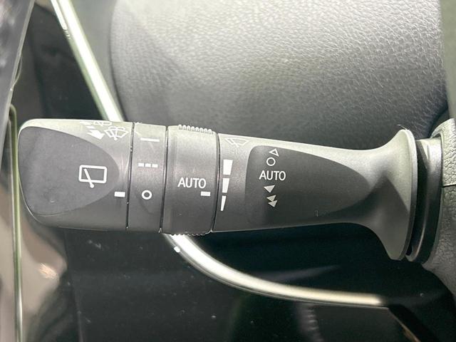 プリウス Aプレミアム ツーリングセレクション 純正9型ナビ バックカメラ 衝突軽減 レーダークルーズ 禁煙車 パワーシート 前席シートヒーター クリアランスソナー レーンアシスト スマートキー LEDヘッド/フォグ オートマチックハイビーム(49枚目)