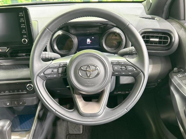 ヤリス ハイブリッドＺ　純正８型ナビ　バックカメラ　衝突軽減　レーダークルーズ　禁煙車　前席シートヒーター　レーンアシスト　スマートキー　ＬＥＤヘッド／フォグ　オートマチックハイビーム　オートエアコン　Ｂｌｕｅｔｏｏｔｈ（11枚目）