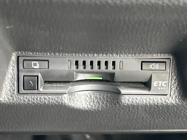 ヤリス ハイブリッドＺ　純正８型ナビ　バックカメラ　衝突軽減　レーダークルーズ　禁煙車　前席シートヒーター　レーンアシスト　スマートキー　ＬＥＤヘッド／フォグ　オートマチックハイビーム　オートエアコン　Ｂｌｕｅｔｏｏｔｈ（32枚目）
