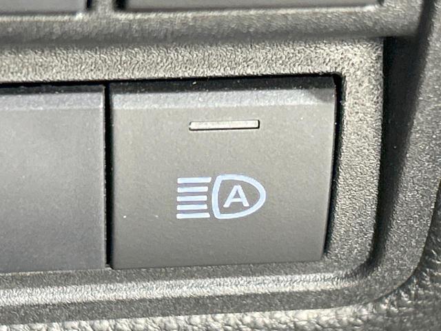 ヤリス ハイブリッドＺ　純正８型ナビ　バックカメラ　衝突軽減　レーダークルーズ　禁煙車　前席シートヒーター　レーンアシスト　スマートキー　ＬＥＤヘッド／フォグ　オートマチックハイビーム　オートエアコン　Ｂｌｕｅｔｏｏｔｈ（33枚目）