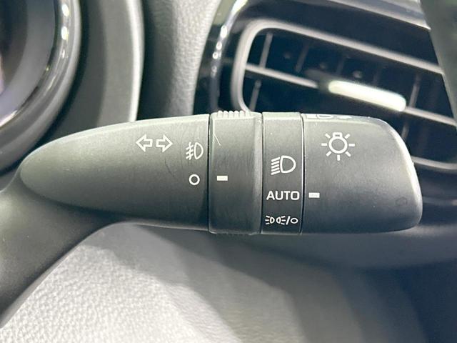 ヤリス ハイブリッドＺ　純正８型ナビ　バックカメラ　衝突軽減　レーダークルーズ　禁煙車　前席シートヒーター　レーンアシスト　スマートキー　ＬＥＤヘッド／フォグ　オートマチックハイビーム　オートエアコン　Ｂｌｕｅｔｏｏｔｈ（49枚目）