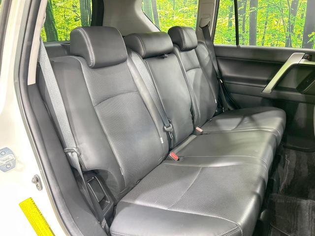 ランドクルーザープラド ＴＸ　Ｌパッケージ　４ＷＤ　モデリスタエアロ　純正ナビ　バックカメラ　セーフティセンス　レーダークルーズ　禁煙車　Ｂｌｕｅｔｏｏｔｈ再生　ＥＴＣ　ＬＥＤヘッド＆フォグ　黒革シート　前席シートベンチレーション　パワーシート（9枚目）