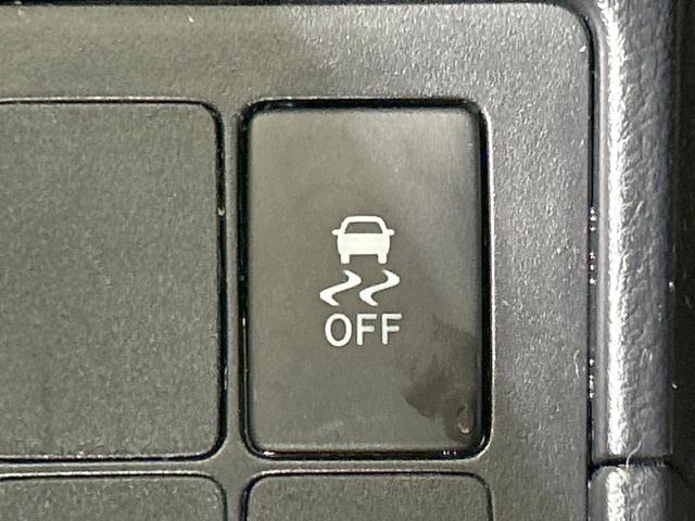 ヴィッツ Ｆ　純正ナビ　セーフティセンス　禁煙車　Ｂｌｕｅｔｏｏｔｈ再生　ＥＴＣ　オートマチックハイビーム　キーレスエントリー　パワーウィンドウ　電動格納ミラー　地デジ　ＣＤ再生　ＡＵＸ接続　先行車発進告知機能（44枚目）