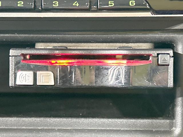 ジムニー ＸＧ　ターボ　禁煙車　ＥＴＣ　ＣＤ再生　リモコンキー　ドアバイザー　プライバシーガラス　盗難防止システム　衝突安全ボディ　パワーウィンドウ　リアワイパー（6枚目）