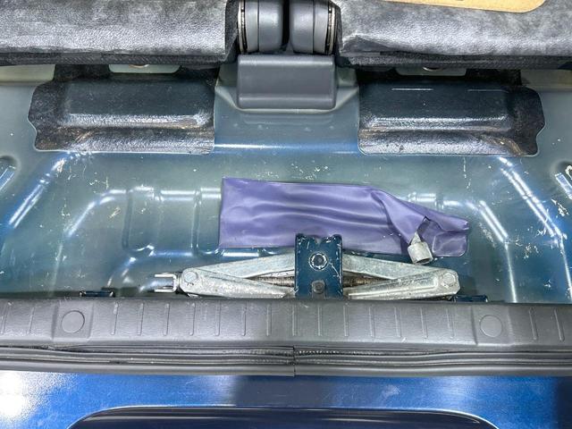 ジムニー ＸＧ　ターボ　禁煙車　ＥＴＣ　ＣＤ再生　リモコンキー　ドアバイザー　プライバシーガラス　盗難防止システム　衝突安全ボディ　パワーウィンドウ　リアワイパー（39枚目）