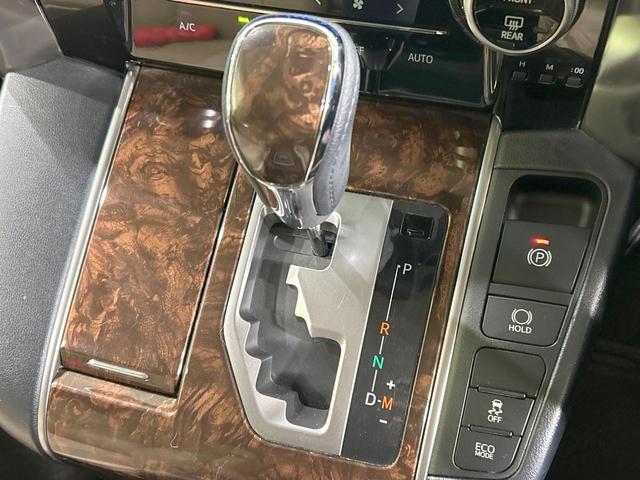 アルファード ２．５Ｘ　両側パワスラ　バックカメラ　セーフティセンス　レーダークルーズ　禁煙車　クリアランスソナー　レーンアシスト　スマートキー　ＬＥＤヘッド／フォグ　９型ＤＡ　オートマチックハイビーム　リアオートエアコン（42枚目）