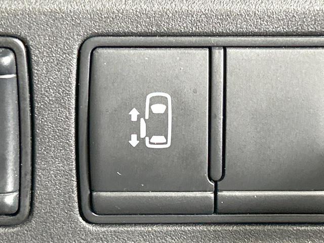 セレナ Ｓ　電動スライドドア　全周囲カメラ　ＳＤナビ　禁煙車　クルーズコントロール　クリアランスソナー　電動格納ミラー　キーレス　ＣＤ＆ＤＶＤ再生　オートエアコン　オートライト　Ｂｌｕｅｔｏｏｔｈ接続（5枚目）