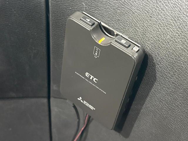 セレナ Ｓ　電動スライドドア　全周囲カメラ　ＳＤナビ　禁煙車　クルーズコントロール　クリアランスソナー　電動格納ミラー　キーレス　ＣＤ＆ＤＶＤ再生　オートエアコン　オートライト　Ｂｌｕｅｔｏｏｔｈ接続（7枚目）