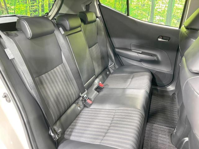 アクア Ｚ　全周囲カメラ　８インチディスプレイオーディオ　禁煙車　ハーフレザーシート　衝突軽減装備　バックカメラ　ＬＥＤヘッドライト　オートエアコン　Ｂｌｕｅｔｏｏｔｈ接続　ＥＴＣ　電動格納ミラー（9枚目）