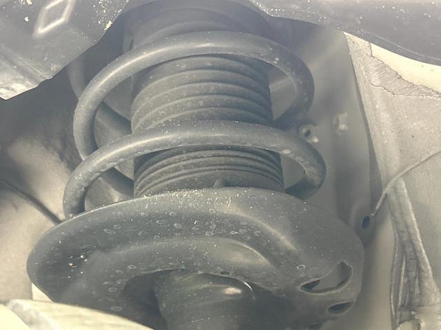 アクア Ｚ　全周囲カメラ　８インチディスプレイオーディオ　禁煙車　ハーフレザーシート　衝突軽減装備　バックカメラ　ＬＥＤヘッドライト　オートエアコン　Ｂｌｕｅｔｏｏｔｈ接続　ＥＴＣ　電動格納ミラー（20枚目）