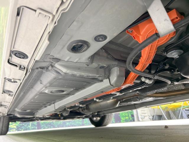 アクア Ｚ　全周囲カメラ　８インチディスプレイオーディオ　禁煙車　ハーフレザーシート　衝突軽減装備　バックカメラ　ＬＥＤヘッドライト　オートエアコン　Ｂｌｕｅｔｏｏｔｈ接続　ＥＴＣ　電動格納ミラー（23枚目）