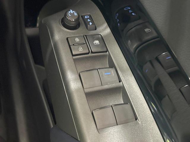 アクア Ｚ　全周囲カメラ　８インチディスプレイオーディオ　禁煙車　ハーフレザーシート　衝突軽減装備　バックカメラ　ＬＥＤヘッドライト　オートエアコン　Ｂｌｕｅｔｏｏｔｈ接続　ＥＴＣ　電動格納ミラー（47枚目）