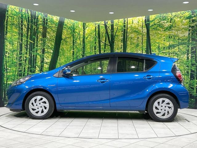 アクア Ｓ　純正ナビ　バックカメラ　セーフティセンス　禁煙車　スマートキー　Ｂｌｕｅｔｏｏｔｈ接続　ＥＴＣ　オートマチックハイビーム　オートエアコン　ＣＤ／ＤＶＤ再生　フルセグ　車線逸脱警報　先行車発進告知機能（25枚目）