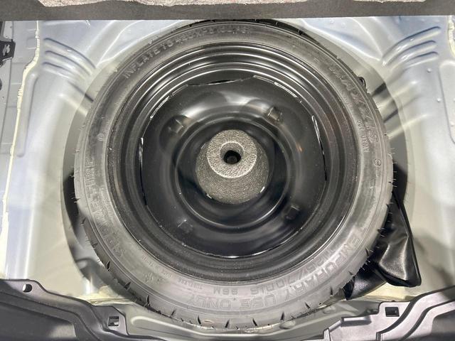 アクア Ｓ　純正ナビ　バックカメラ　セーフティセンス　禁煙車　スマートキー　Ｂｌｕｅｔｏｏｔｈ接続　ＥＴＣ　オートマチックハイビーム　オートエアコン　ＣＤ／ＤＶＤ再生　フルセグ　車線逸脱警報　先行車発進告知機能（37枚目）