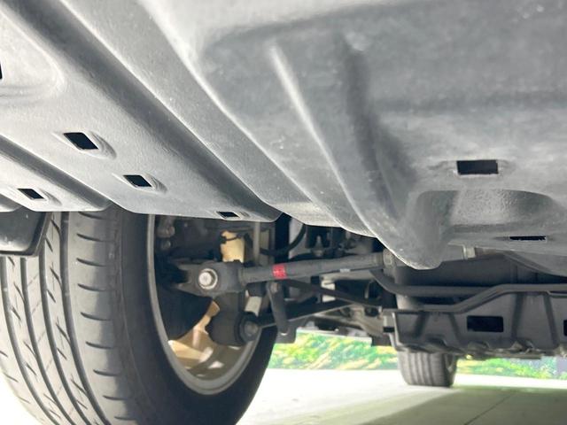 カムリ ハイブリッド　Ｇパッケージ　純正ナビ　バックカメラ　クルーズコントロール　禁煙車　ＥＴＣ　Ｂｌｕｅｔｏｏｔｈ接続　パワーシート　ＨＩＤヘッド　オートライト　純正革巻きステアリング　純正１７インチＡＷ　スマートキー　ＣＤ／ＤＶＤ（20枚目）