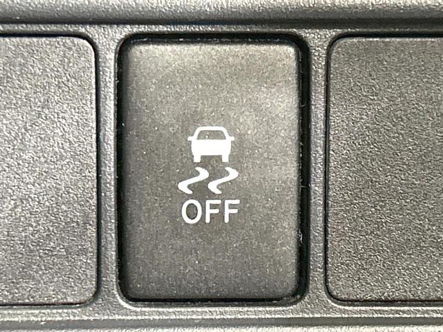 カムリ ハイブリッド　Ｇパッケージ　純正ナビ　バックカメラ　クルーズコントロール　禁煙車　ＥＴＣ　Ｂｌｕｅｔｏｏｔｈ接続　パワーシート　ＨＩＤヘッド　オートライト　純正革巻きステアリング　純正１７インチＡＷ　スマートキー　ＣＤ／ＤＶＤ（46枚目）