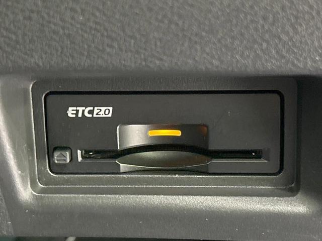 セレナ ハイウェイスターV 純正12型ナビ 全周囲カメラ プロパイロット 両側電動スライド 禁煙車 ETC Bluetooth再生 デジタルインナーミラー LEDヘッド&フォグ パドルシフト 革巻きステアリング スマートキー(7枚目)