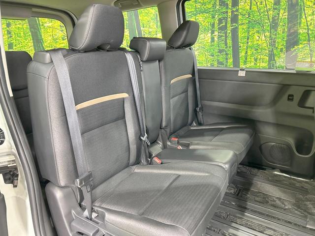 セレナ ハイウェイスターV 純正12型ナビ 全周囲カメラ プロパイロット 両側電動スライド 禁煙車 ETC Bluetooth再生 デジタルインナーミラー LEDヘッド&フォグ パドルシフト 革巻きステアリング スマートキー(9枚目)