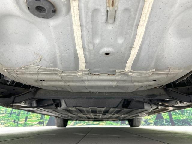 フィットハイブリッド Lパッケージ 純正ナビ バックカメラ シティブレーキ クルーズコントロール 禁煙車 ETC Bluetooth再生 ハーフレザーシート LEDヘッド オートライト オートエアコン スマートキー 革巻きステアリング(19枚目)