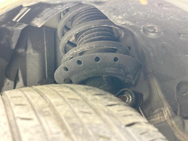 フィットハイブリッド Lパッケージ 純正ナビ バックカメラ シティブレーキ クルーズコントロール 禁煙車 ETC Bluetooth再生 ハーフレザーシート LEDヘッド オートライト オートエアコン スマートキー 革巻きステアリング(20枚目)