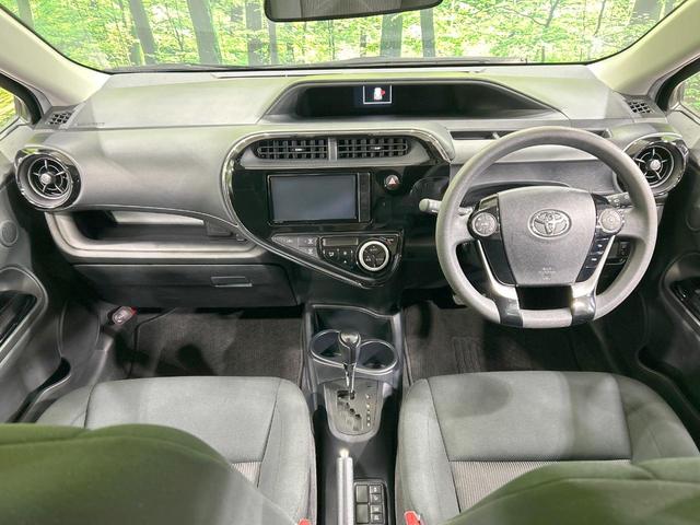 アクア Sスタイルブラック 純正ナビ バックカメラ 衝突軽減 禁煙車 クリアランスソナー レーンアシスト スマートキー オートマチックハイビーム オートライト オートエアコン Bluetooth CD再生 フルセグ 盗難防止装置(2枚目)