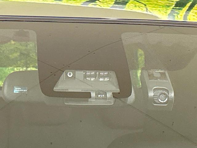 アクア Sスタイルブラック 純正ナビ バックカメラ 衝突軽減 禁煙車 クリアランスソナー レーンアシスト スマートキー オートマチックハイビーム オートライト オートエアコン Bluetooth CD再生 フルセグ 盗難防止装置(5枚目)