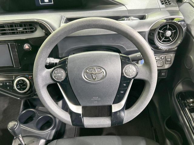 アクア Sスタイルブラック 純正ナビ バックカメラ 衝突軽減 禁煙車 クリアランスソナー レーンアシスト スマートキー オートマチックハイビーム オートライト オートエアコン Bluetooth CD再生 フルセグ 盗難防止装置(11枚目)