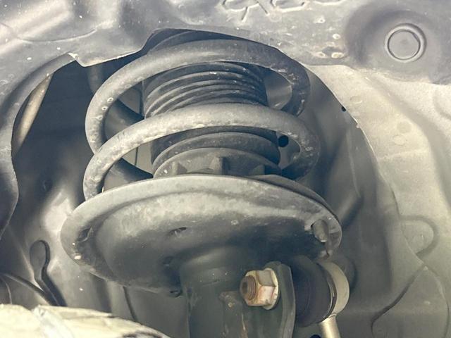 アクア Sスタイルブラック 純正ナビ バックカメラ 衝突軽減 禁煙車 クリアランスソナー レーンアシスト スマートキー オートマチックハイビーム オートライト オートエアコン Bluetooth CD再生 フルセグ 盗難防止装置(23枚目)