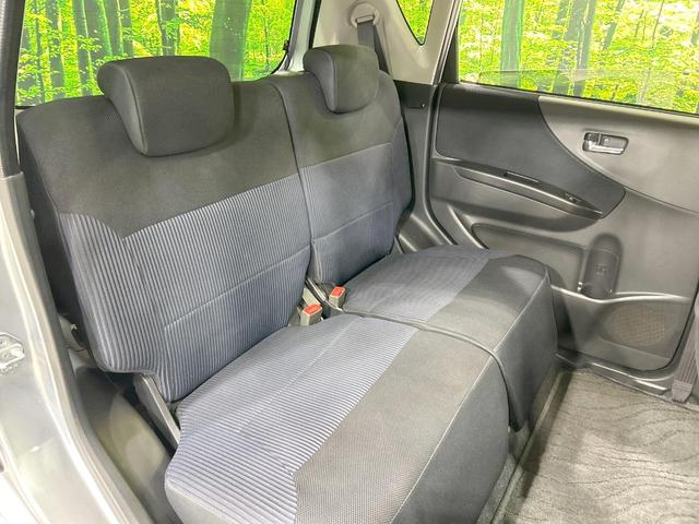 ムーヴ カスタム RS ターボ 禁煙車 ETC HIDヘッド スマートキー CDオーディオ AUX接続 MOMO製革巻きステアリング オートエアコン 電動格納ミラー ウィンカーミラー フロントフォグ 照明付バニティミラー(9枚目)