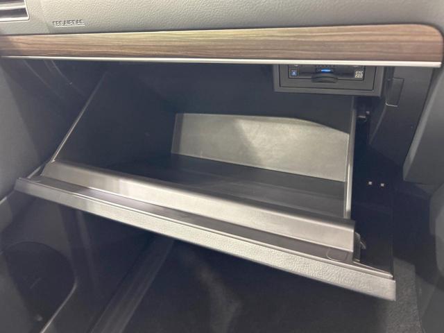 ランドクルーザープラド TX Lパッケージ マットブラックエディション 7人乗り サンルーフ 純正9型ナビ 全周囲カメラ 衝突軽減 レーダークルーズ 禁煙車 本革黒シート パワーシート シートヒーター クリアランスソナー レーンアシスト スマートキー デジミラ BSM(53枚目)