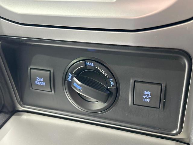 ランドクルーザープラド TX Lパッケージ マットブラックエディション 7人乗り サンルーフ 純正9型ナビ 全周囲カメラ 衝突軽減 レーダークルーズ 禁煙車 本革黒シート パワーシート シートヒーター クリアランスソナー レーンアシスト スマートキー デジミラ BSM(62枚目)