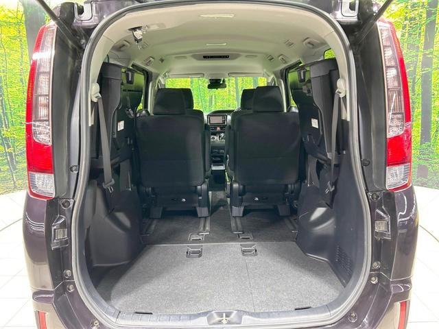 ノア ハイブリッドG 純正ナビ バックカメラ 電動ドア セーフティセンス クルコン Bluetooth接続 ETC 前席シートヒーター LEDヘッド オートマチックハイビーム リアオートエアコン スマートキー 車線逸脱警報(11枚目)