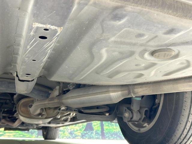 ノア ハイブリッドG 純正ナビ バックカメラ 電動ドア セーフティセンス クルコン Bluetooth接続 ETC 前席シートヒーター LEDヘッド オートマチックハイビーム リアオートエアコン スマートキー 車線逸脱警報(21枚目)