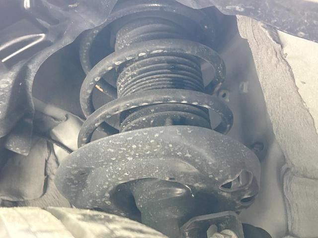 ヤリス Z 純正8型ナビ バックカメラ セーフティセンス レーダークルーズ 禁煙車 クリアランスソナー LEDヘッド ETC2.0 前席シートヒーター ステアリングヒーター オートハイビーム オートエアコン(20枚目)