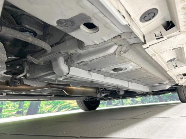 ヤリス Z 純正8型ナビ バックカメラ セーフティセンス レーダークルーズ 禁煙車 クリアランスソナー LEDヘッド ETC2.0 前席シートヒーター ステアリングヒーター オートハイビーム オートエアコン(23枚目)