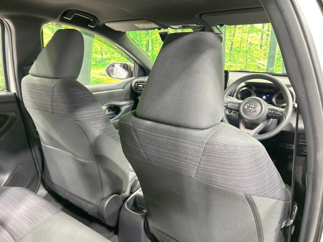 ヤリス Z 純正8型ナビ バックカメラ セーフティセンス レーダークルーズ 禁煙車 クリアランスソナー LEDヘッド ETC2.0 前席シートヒーター ステアリングヒーター オートハイビーム オートエアコン(39枚目)