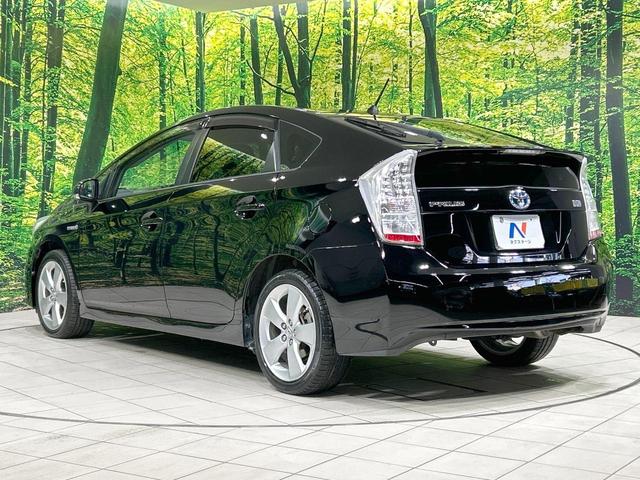 プリウス Sツーリングセレクション 禁煙車 スマートキー LEDヘッド ETC 純正17インチアルミ オートライト オートエアコン Bluetooth接続 CD再生 電動格納ミラー フロントフォグ プライバシーガラス パワーウィンドウ(25枚目)