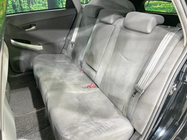 プリウス Sツーリングセレクション 禁煙車 スマートキー LEDヘッド ETC 純正17インチアルミ オートライト オートエアコン Bluetooth接続 CD再生 電動格納ミラー フロントフォグ プライバシーガラス パワーウィンドウ(36枚目)