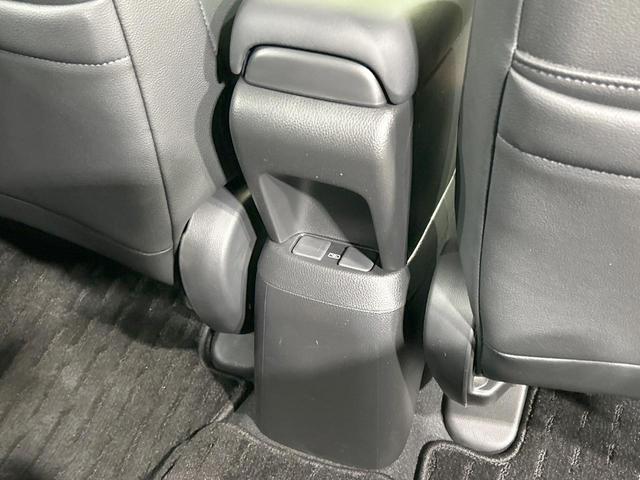 フィット e:HEVリュクス 純正9型ナビ バックカメラ ホンダセンシング 禁煙車 ハーフレザーシート 前席シートヒーター LEDヘッド&フォグ 純正16インチAW ステアリングヒーター コーナーセンサー ETC 置くだけ充電(45枚目)