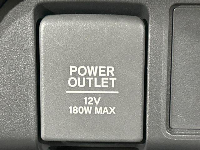 フィット e:HEVリュクス 純正9型ナビ バックカメラ ホンダセンシング 禁煙車 ハーフレザーシート 前席シートヒーター LEDヘッド&フォグ 純正16インチAW ステアリングヒーター コーナーセンサー ETC 置くだけ充電(56枚目)