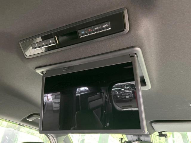 ヴォクシー ハイブリッドＳ－Ｚ　両側パワスラ　１４型後席モニター　純正１０型ナビ　バックカメラ　セーフティセンス　レーダークルーズ　禁煙車　ハーフレザー　シートヒーター　コーナーセンサー　スマートキー　ＬＥＤヘッド　オートハイビーム（4枚目）