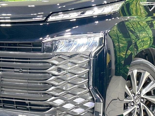 ヴォクシー ハイブリッドＳ－Ｚ　両側パワスラ　１４型後席モニター　純正１０型ナビ　バックカメラ　セーフティセンス　レーダークルーズ　禁煙車　ハーフレザー　シートヒーター　コーナーセンサー　スマートキー　ＬＥＤヘッド　オートハイビーム（13枚目）