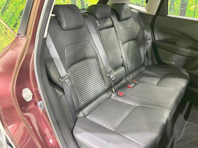 オーラ G レザーエディション BOSEサウンド 純正9型ナビ 全周囲カメラ エマージェンシーブレーキ プロパイロット 禁煙車 ETC2.0 黒革シート デジタルインナーミラー LEDヘッド&フォグ スマートキー 純正17インチAW(9枚目)