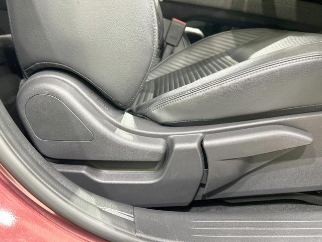 オーラ G レザーエディション BOSEサウンド 純正9型ナビ 全周囲カメラ エマージェンシーブレーキ プロパイロット 禁煙車 ETC2.0 黒革シート デジタルインナーミラー LEDヘッド&フォグ スマートキー 純正17インチAW(41枚目)