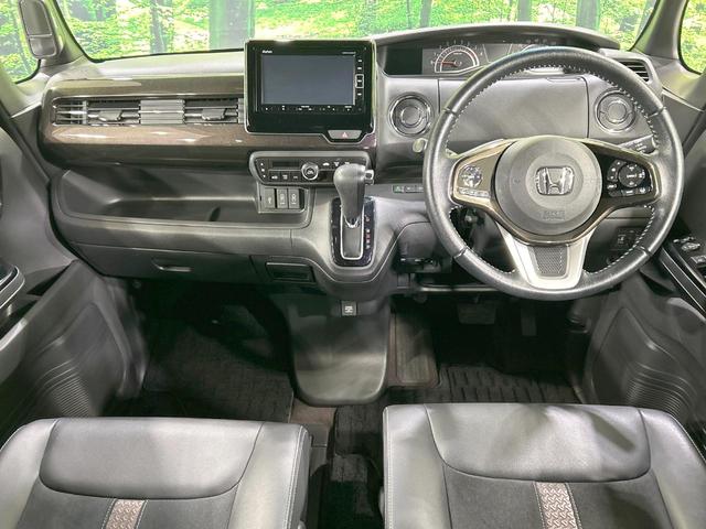 N-BOXカスタム G・EXターボホンダセンシング 両側パワスラ 純正ナビ バックカメラ ホンダセンシング アダプティブクルーズ 禁煙 ハーフレザーシート バックソナー レーンアシスト スマートキー LEDヘッド/フォグ オートハイビーム CD/DVD(2枚目)