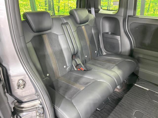 N-BOXカスタム G・EXターボホンダセンシング 両側パワスラ 純正ナビ バックカメラ ホンダセンシング アダプティブクルーズ 禁煙 ハーフレザーシート バックソナー レーンアシスト スマートキー LEDヘッド/フォグ オートハイビーム CD/DVD(9枚目)