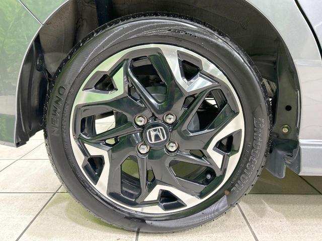 N-BOXカスタム G・EXターボホンダセンシング 両側パワスラ 純正ナビ バックカメラ ホンダセンシング アダプティブクルーズ 禁煙 ハーフレザーシート バックソナー レーンアシスト スマートキー LEDヘッド/フォグ オートハイビーム CD/DVD(28枚目)